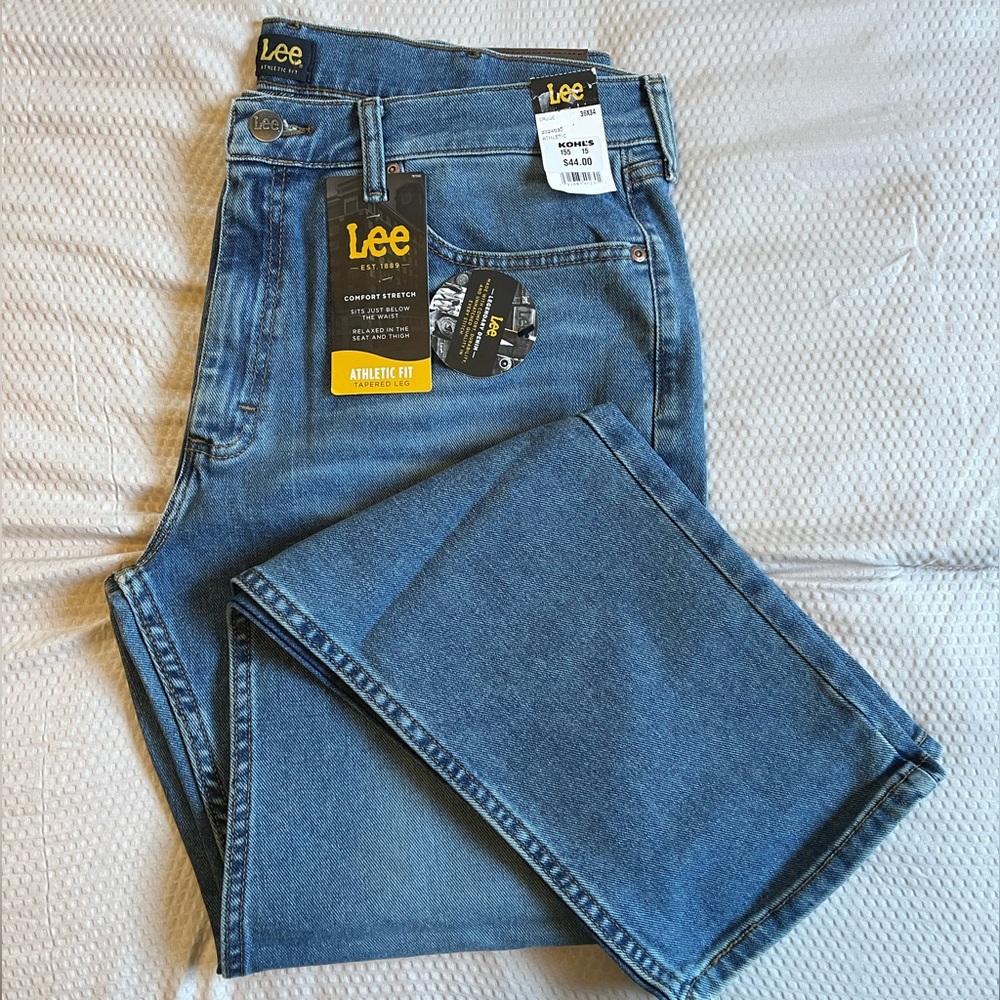 Lee Jean Athletic Fit - Tapered Leg - 36 x 34